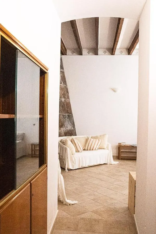Domomea - Donna Memela Apartment Cagliari Italy